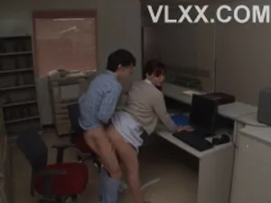 Natsuki Nagahara is an office worker who was interested in having sex with an AV actor and getting paid for it!